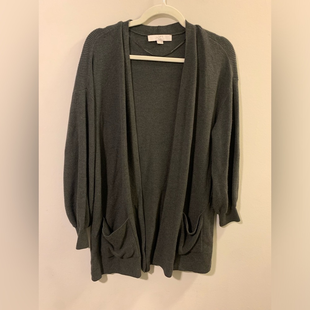 EUC Loft cardigan with pockets size 16/18